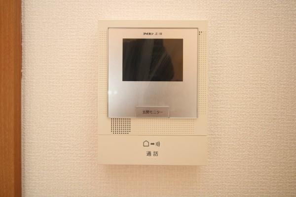 サンブライトの設備|モニターホン※写真は301号室のもの
