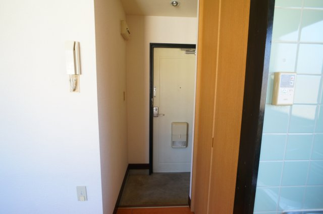 マイホーム新の玄関