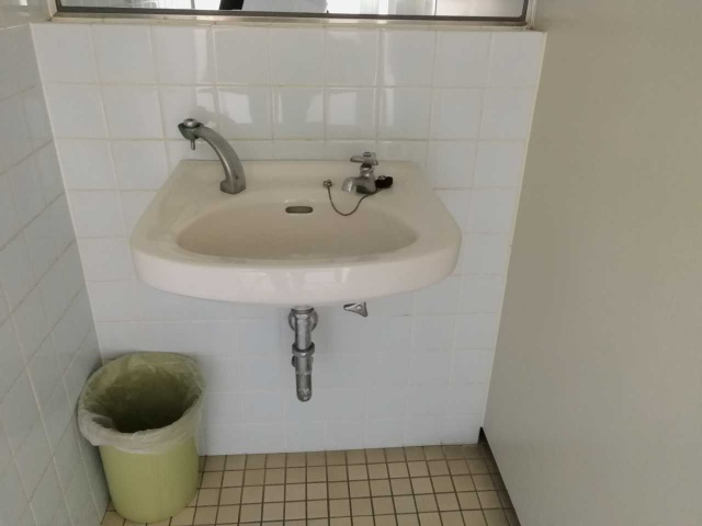 名鉄東岡崎南館の洗面所