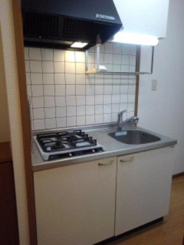 宇部市東藤曲２丁目のアパートのキッチン