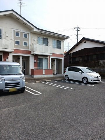 サウス　ヒルズ　Ⅰの駐車場