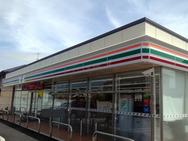 サウス　ヒルズ　Ⅰの周辺|セブンイレブン宇部西平原店まで850m