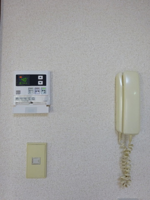 【セキュリティ】 | リヴェールKTS | 防犯対策に有効なインターホン付きです！突然の来客にもバッチリ対応できちゃいます☆