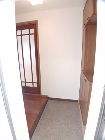 ハイツＦＬＯＷＥＲの玄関