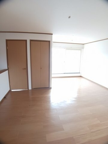 エスポワールＤの居間・リビング