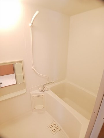 エスポワールＤの浴室