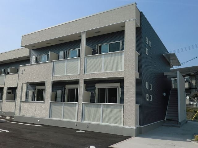 宇部市則貞１丁目のアパート