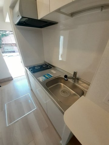 宇部市東梶返１丁目のアパートのキッチン