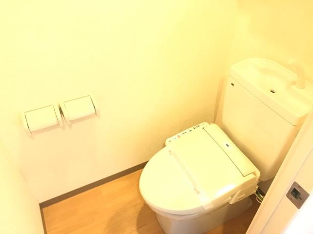 グランダー常盤のトイレ|シャワー付トイレ
