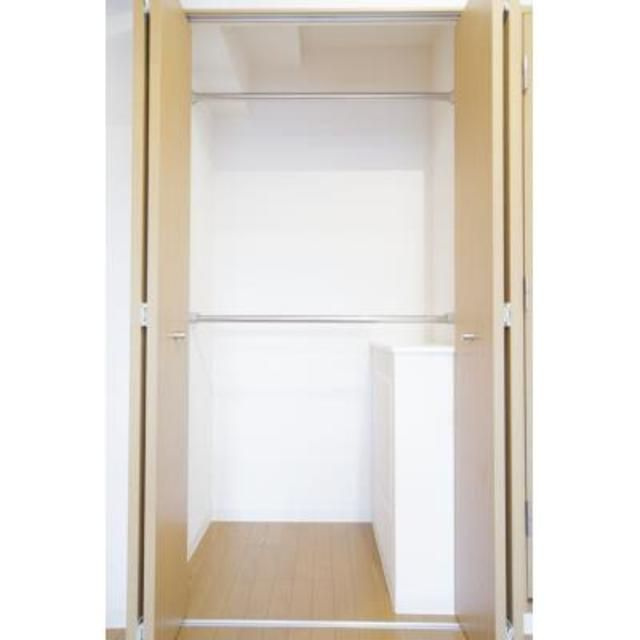 ＩＨ　ＳＴＯＲＹ　南長崎の収納