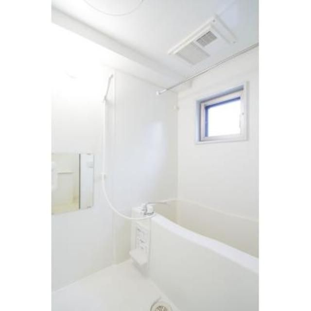 ＩＨ　ＳＴＯＲＹ　南長崎の浴室