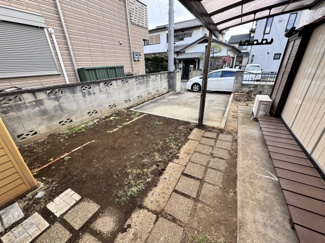 【庭】 | 穴川貸家