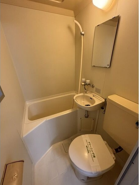 フォレスト伊勝町の浴室