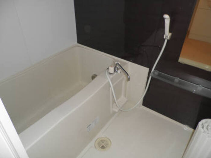 メゾン ド フォレの浴室