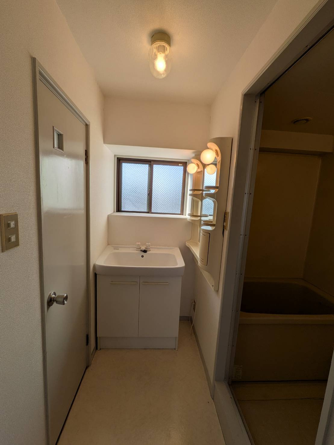 ラメール明石の洗面所