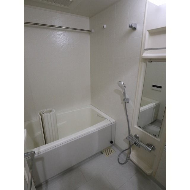 ガーデン杉並方南の浴室