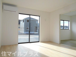 【居間・リビング】 | 泉崎村北平山新築一戸建て2棟 | 使いやすいリビングです