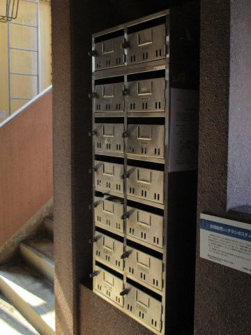 マンションHINOのエントランス|マンションHINOのエントランス