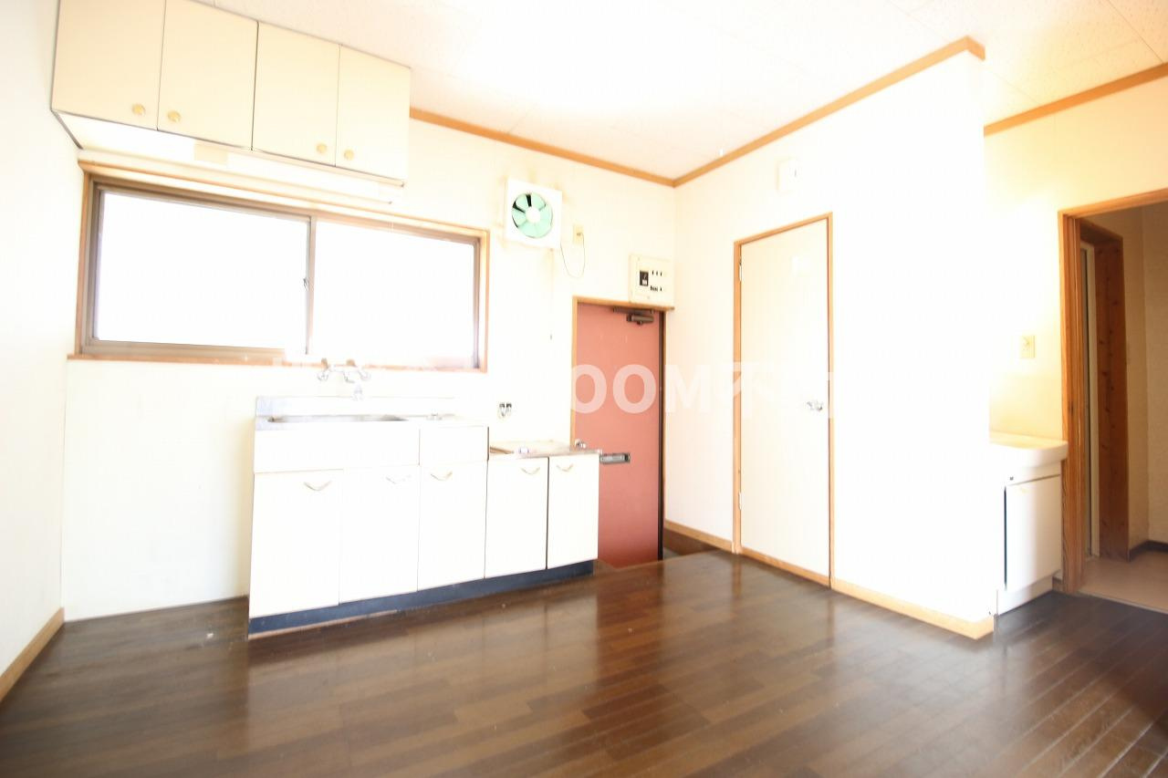 横尾アパートの居間・リビング|ゆったり過ごせるリビングです