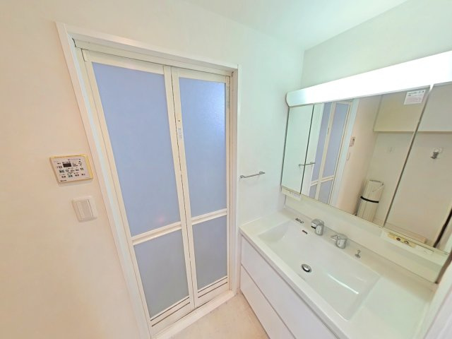 アルファステイツ高屋の洗面所