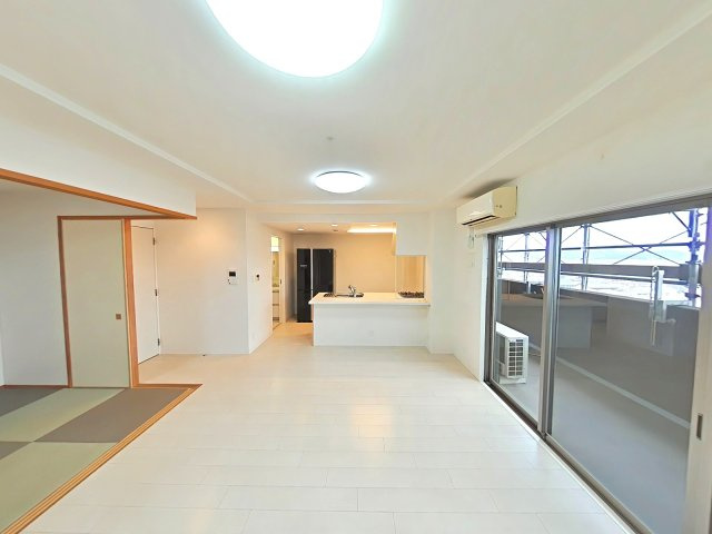 アルファステイツ高屋の居間・リビング