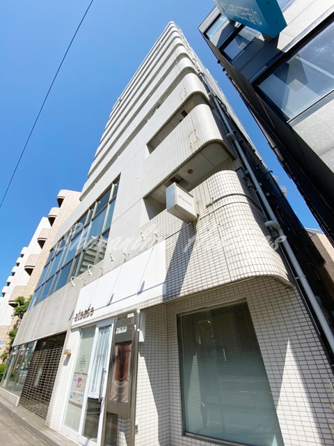 ノイエヨコスカ1番館の外観