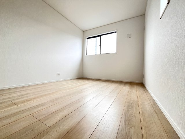 ●亀山市川合町第4 新築戸建 【全3棟】の洋室
