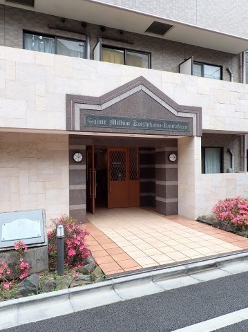 サンテミリオン小石川後楽園の外観