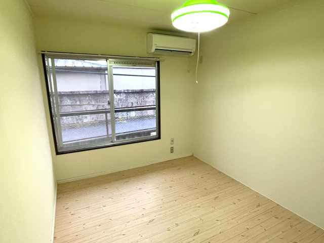 タマコーポ2号棟の居間・リビング