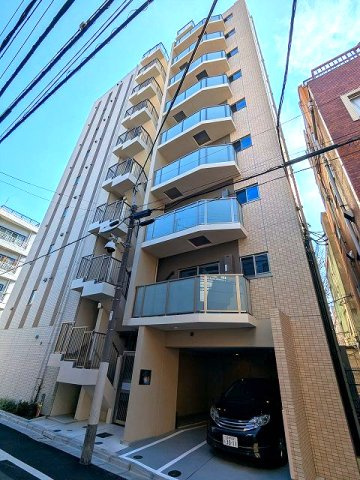 グランカーサ上野松が谷の外観|2LDKのバルコニー側の外観です、2LDKは隣部屋と非接触の独立したお部屋でプライバシー確保