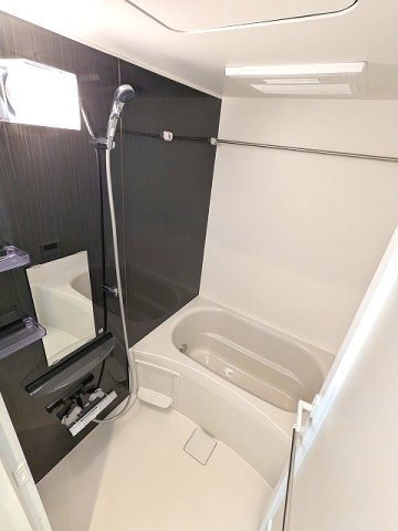 グランカーサ上野松が谷の浴室|追焚オートバス、24時間換気、浴室換気乾燥機