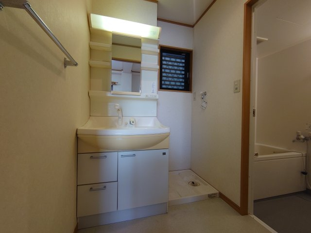 マッターホルンの洗面所|別部屋参考用写真