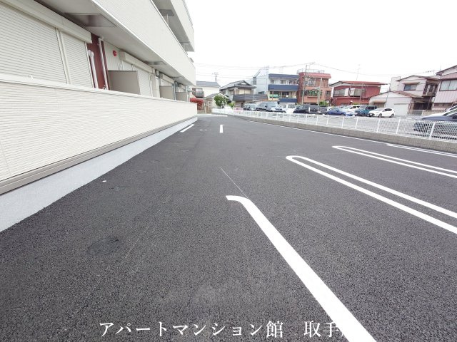 Ce il Sole（チェ イル ソーレ）の駐車場
