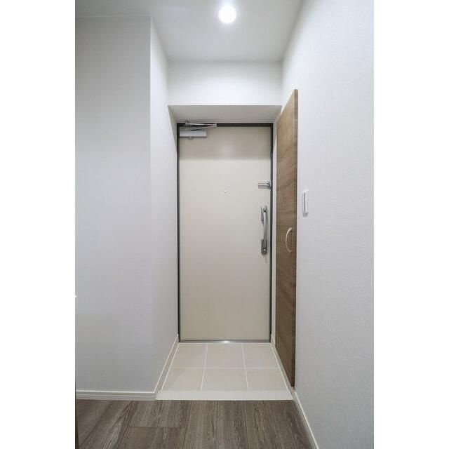 アルファコート蕨７の玄関