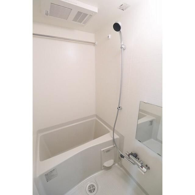 アルファコート蕨７の浴室