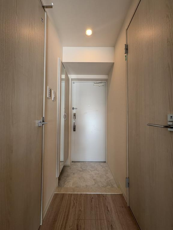 ヴィラドゥスールの玄関