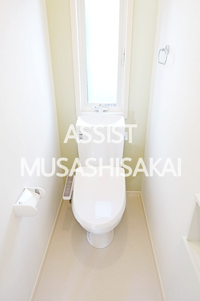 桜町２丁目戸建住宅のトイレ