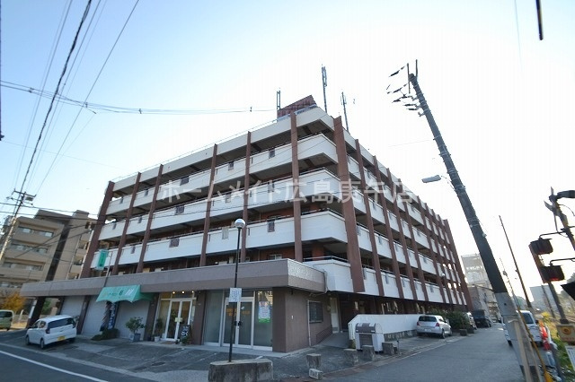 広島市西区古江西町の賃貸マンションの外観