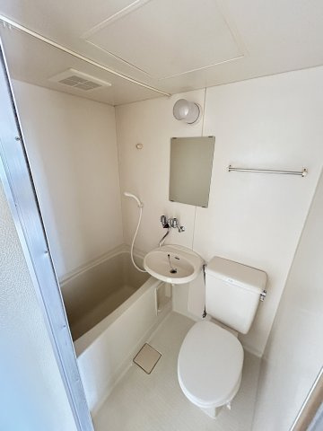 リノスタイル草加の浴室