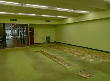 芦池第二ビルの内装