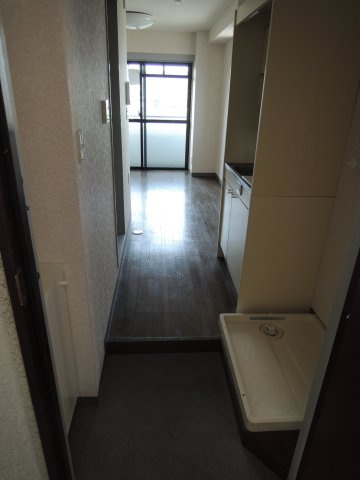 J・Kビルの玄関|【JKビル】