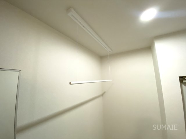 MOK-TERRACE西大宮　B棟の設備|玄関スペース室内物干し☆