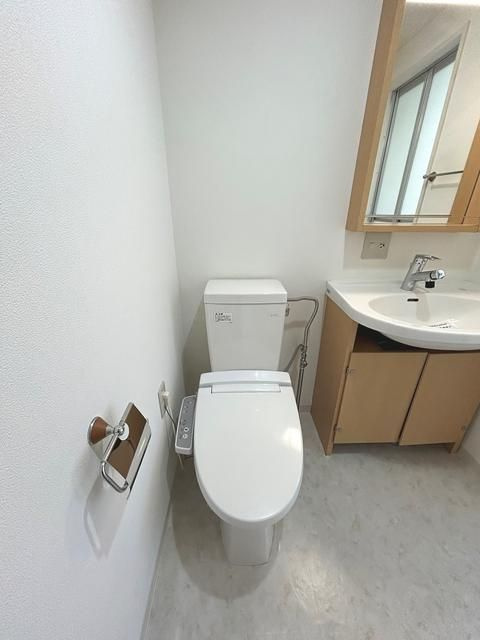 リエス千葉新宿のトイレ|※別室写真