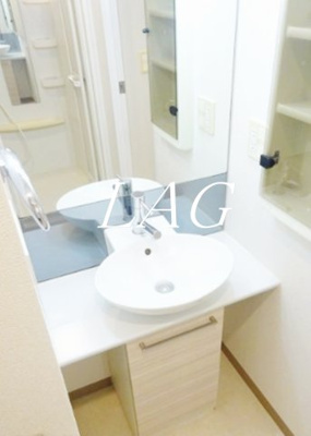 【洗面所】 | レオーネ金町 | 洗面台です。