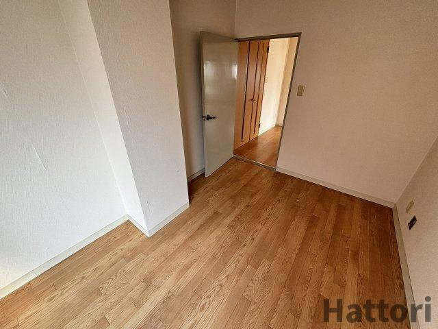 岡町リバクロスレジデンスの居間・リビング