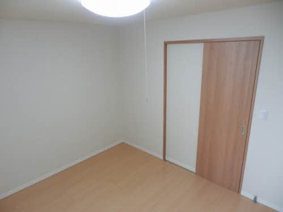 【洋室】 | メゾンRYOSEN B