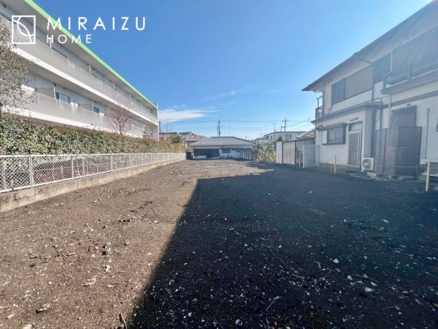 【前面道路含む現地写真】 | 陽の光をたっぷりと浴びながら気持ち良く生活が出来ます。夢のマイホーム、夢ではなく実現出来ます！見学・ご相談等、お気軽にご連絡下さい。