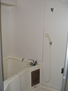 レジデンス島B棟の浴室