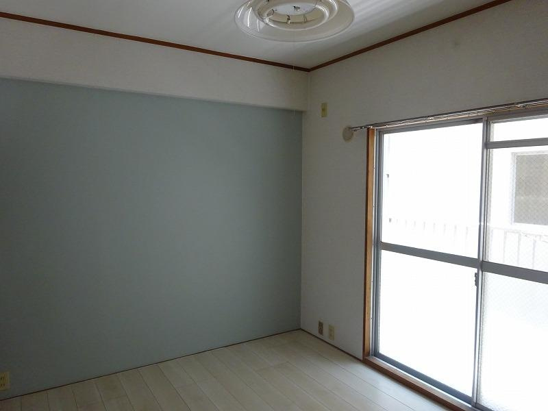 レジデンス島B棟の洋室