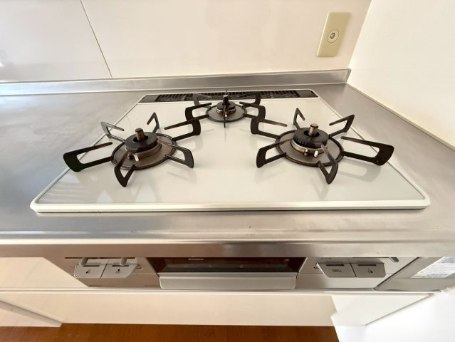 大安寺5丁目貸家のキッチン